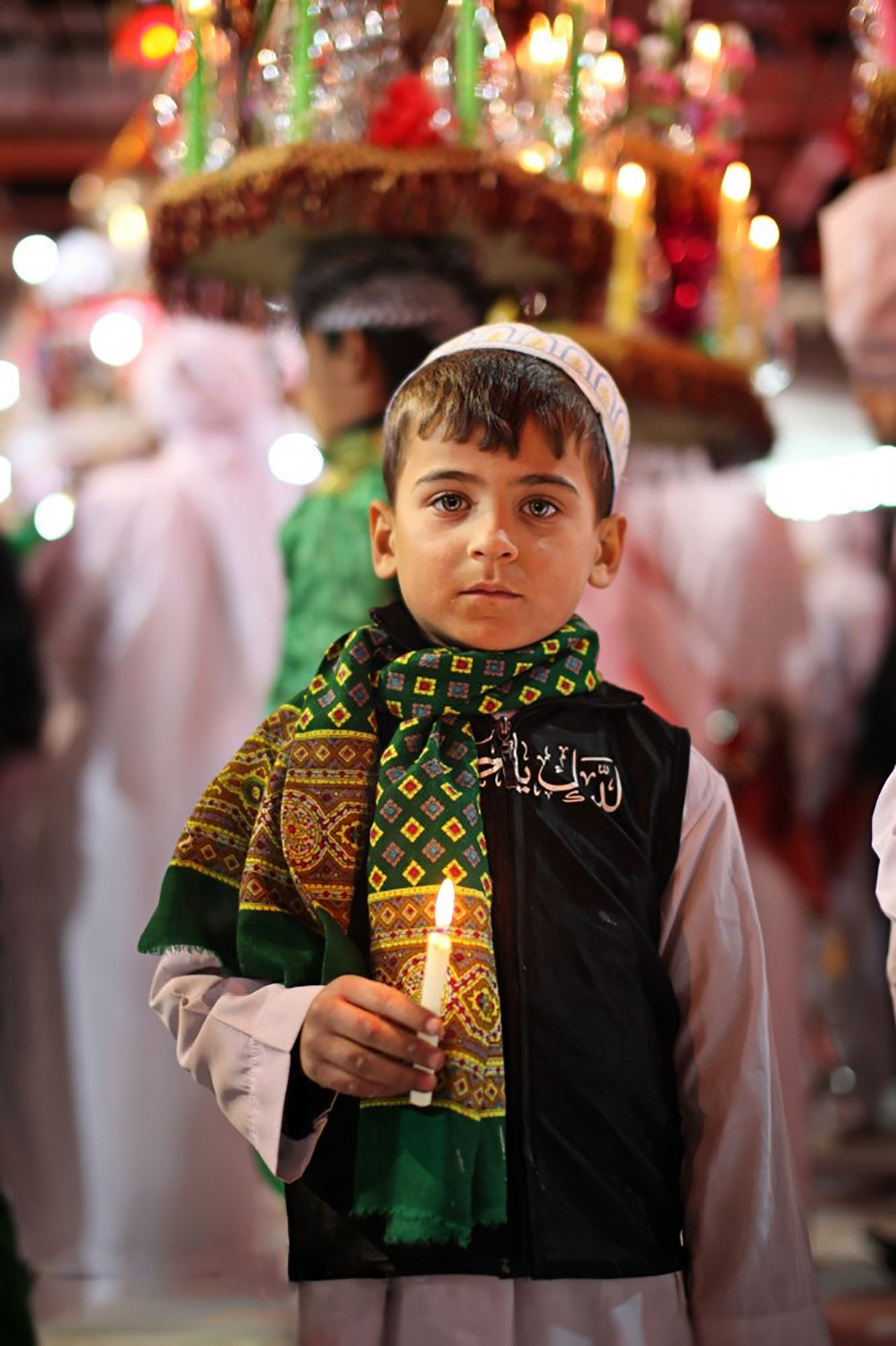 گزارش تصویری از حضور کودکان در حرم امام حسین (ع)/ من از کودکی عاشقت بوده‌ام