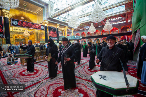 عزاداری زائران حرم حسینی در سالروز شهادت دهمین امام شیعیان / گزارش تصویری