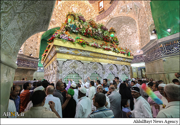 گل آرایی حرم مطهر امام حسین /گالری تصاویر