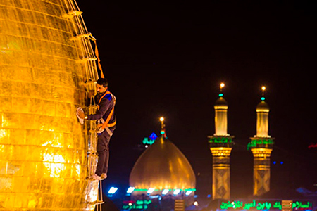 مراسم شستشوی گنبد مطهر سیدالشهدا (ع) / گزارش تصویری