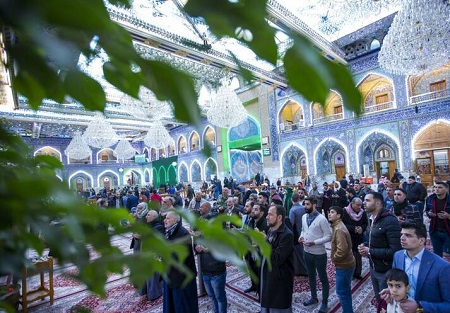 جشن میلاد حضرت زینب (س) با حضور زائران ایرانی در بین‌الحرمین